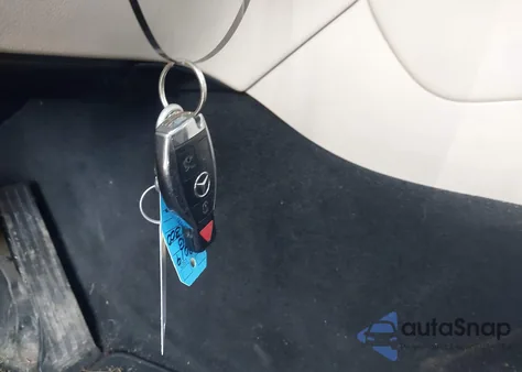 2019 Mercedes-Benz Glc 300 4Matic из США, поврежденный, VIN WDC0G4KB4KV118361